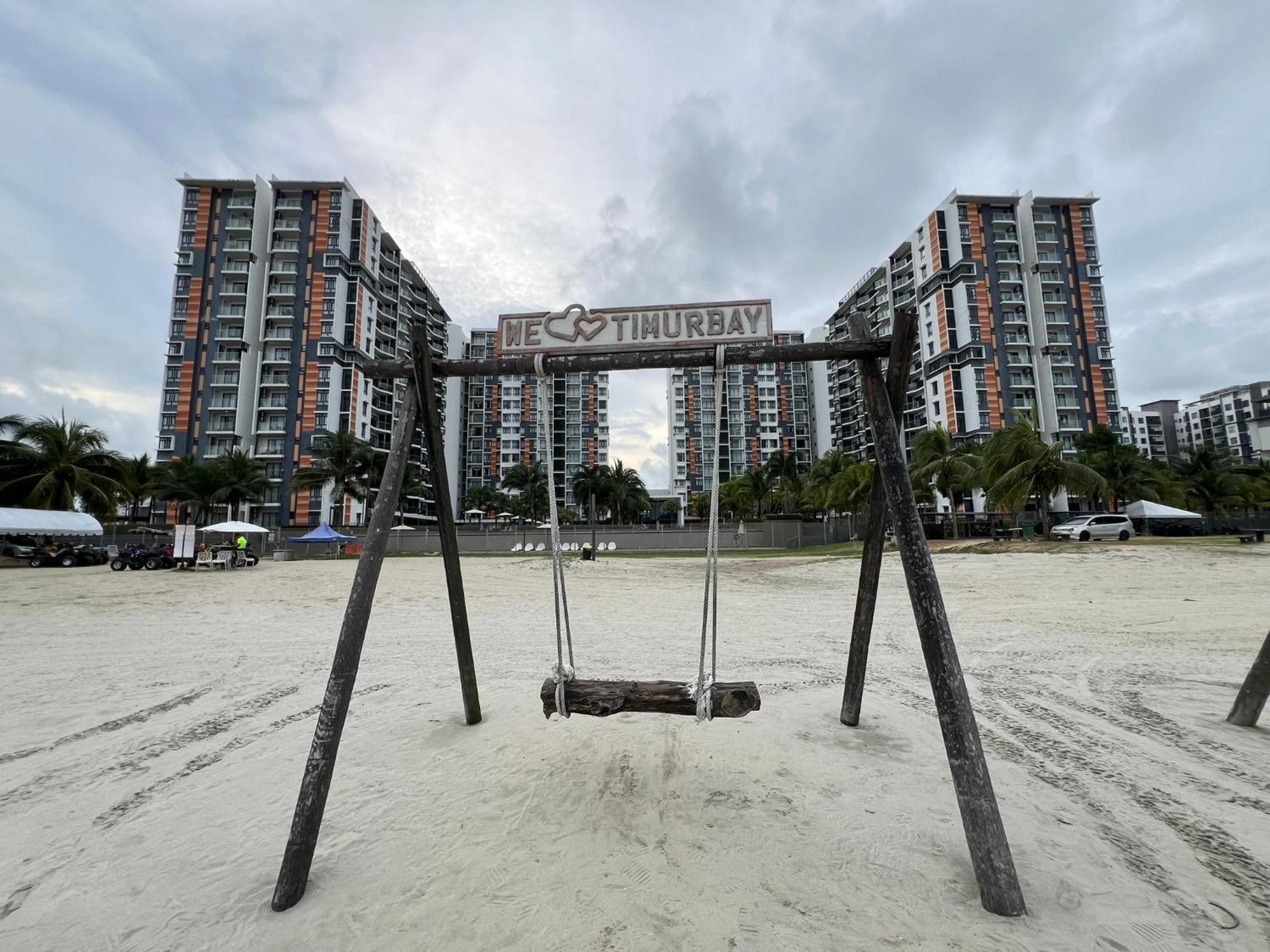 Vitaminsea5 Seaview 6pax Netflix A-13-3 Kuantan